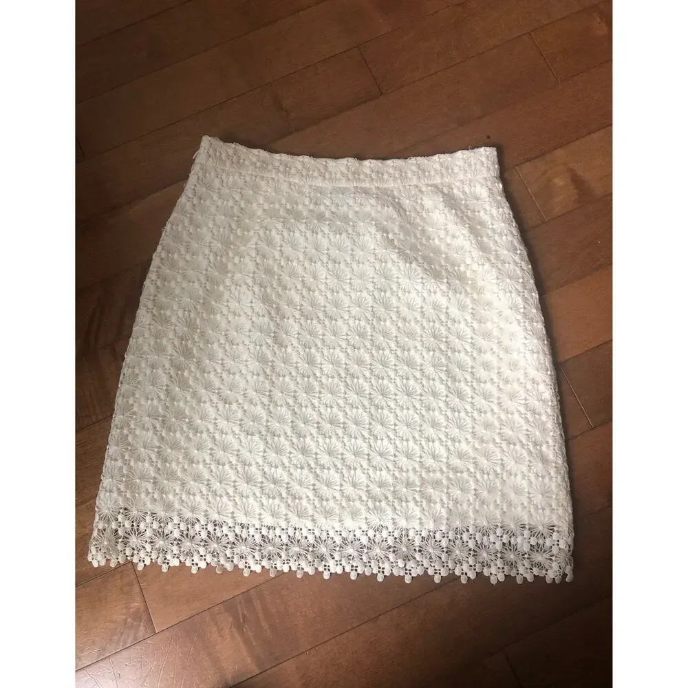 NWT Lisa and Lucy lace cream lace mini skirt size 4